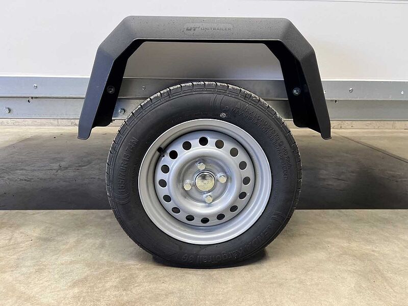 Martz Kargo 300 0,75T Kofferanhänger