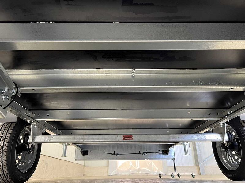 Martz Kargo 300 0,75T Kofferanhänger