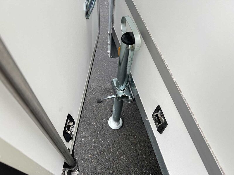 Blyss F1330HD Seitentür Kofferanhänger