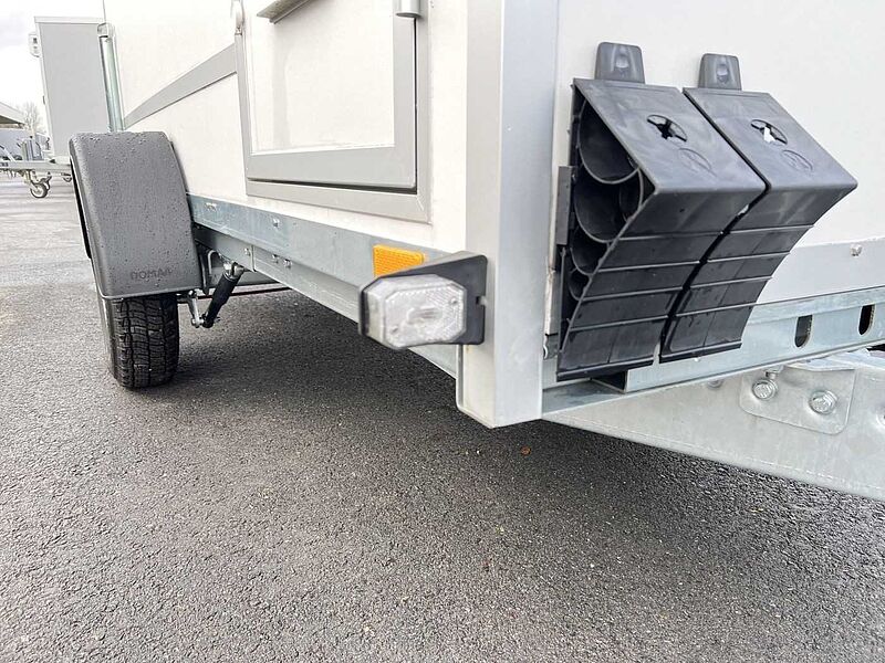 Blyss F1330HD Seitentür Kofferanhänger