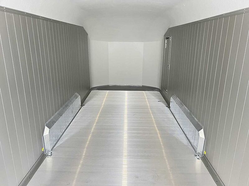 Cheval Liberte Debon C900 Roadster Kofferanhänger