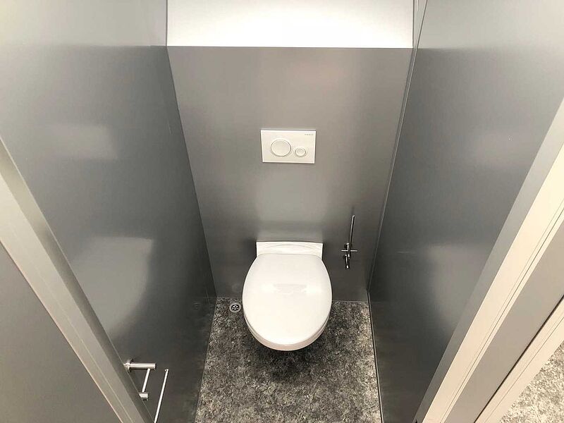 4 Damen, 1 Herren, 4 Urinale Toilettenanhänger