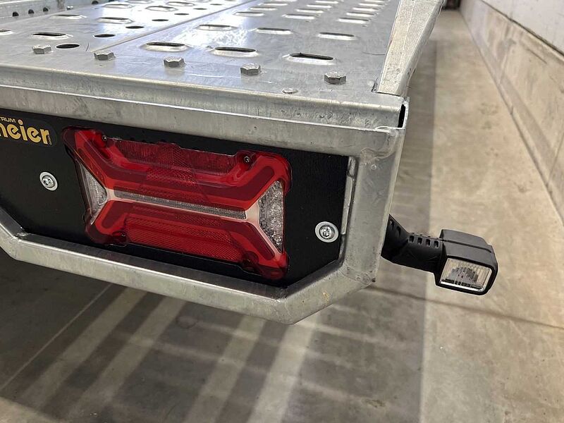 Brian James T Transporter 231-5021-35-2-12 Autotransporter