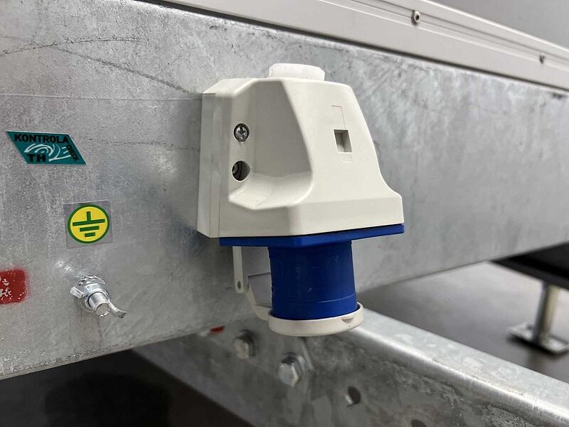 HK E 35.4 Seitenklappe Promotionanhänger