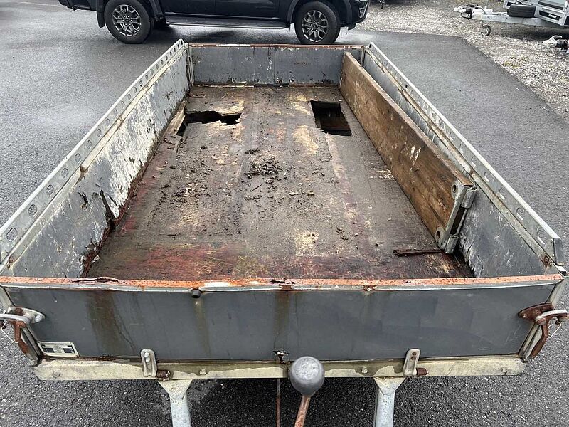 Böckmann HT 3015/27 Kastenanhänger gebremst