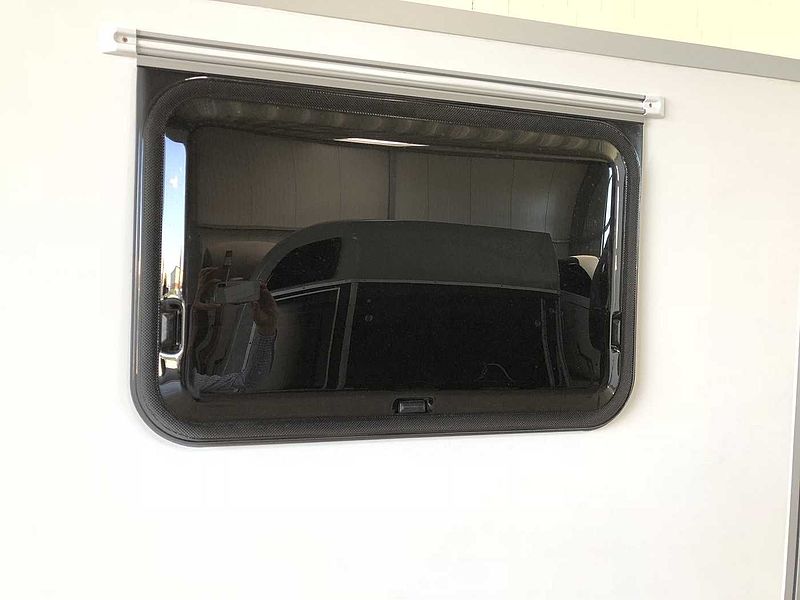Blyss F1330HD Rampe Tür 1 Fenster Kofferanhänger Multi