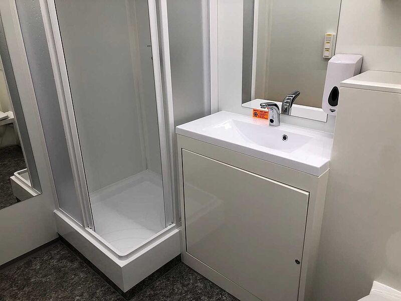 Rosemeier VE Badanhänger + separates WC Toilettenanhänger
