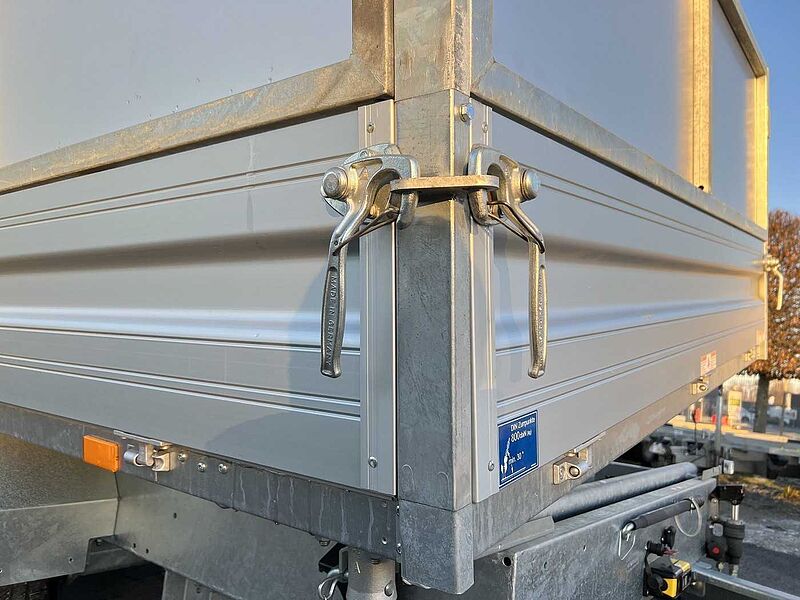 Humbaur HTK 3500.41 Tridem EP BWAufs. Dreiseitenkipper