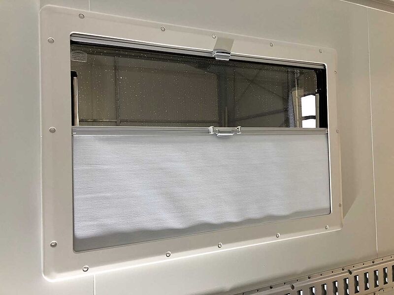 Vezeko TK B 27.35 Rampe Tür Fenster Kofferanhänger