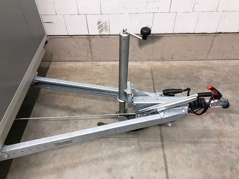 Vezeko TK B 27.35 Rampe Tür Fenster Kofferanhänger