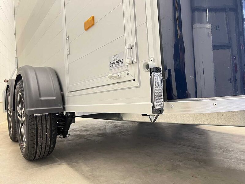 Cheval Liberte C500 Roadster Alu-Felgen Kofferanhänger