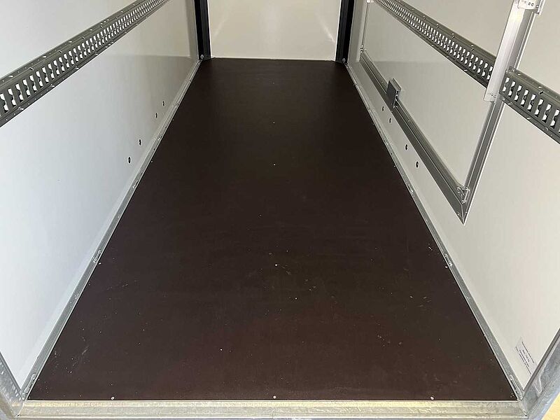 Henra Box Trailer mit Seitenklappe Kofferanhänger