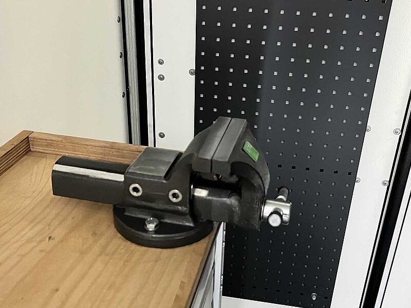 Böckmann KT 3015/27 H F Tür bott-Ausbau Kofferanhänger