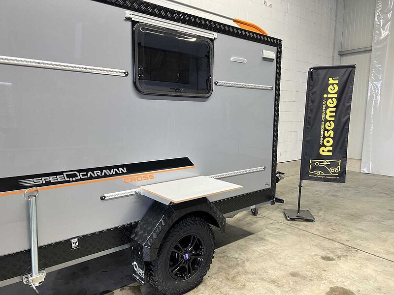 Blyss Speedcaravan CROSS Kofferanhänger