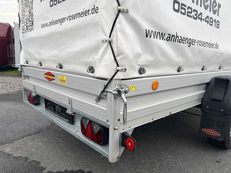 Böckmann TL-AL 3015/135 Plane weiß Kastenanhänger gebrems