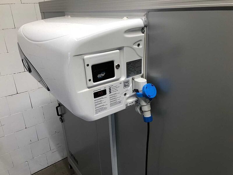 Unsinn UKH 6C 3620 Seitentür+Treppe Kühlanhänger