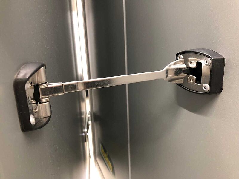 Unsinn UKH 6C 3620 Seitentür+Treppe Kühlanhänger