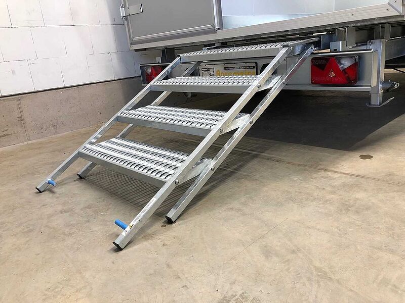 Unsinn UKH 6C 3620 Seitentür+Treppe Kühlanhänger
