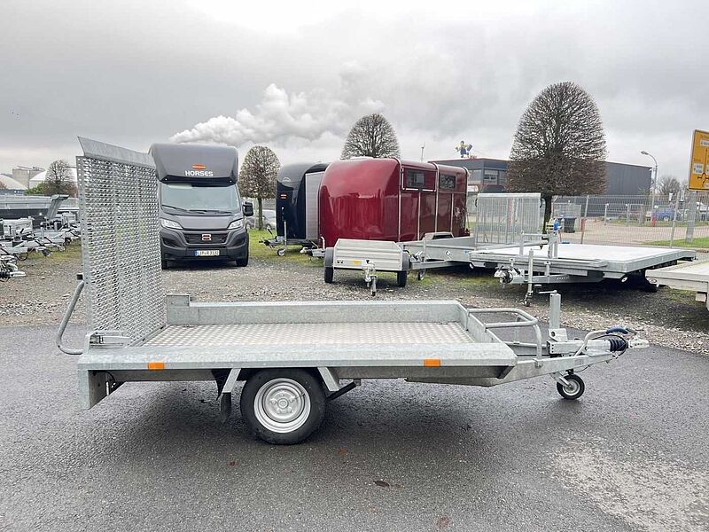 Hapert HV 1350 Maschinentransporter