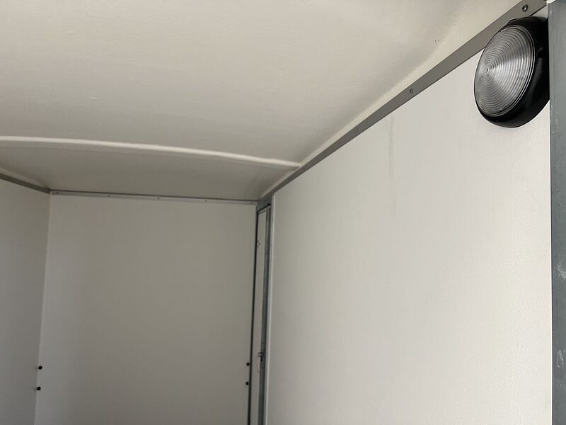 Böckmann KT 3015/27 H F Tür TKL Stützen Kofferanhänger