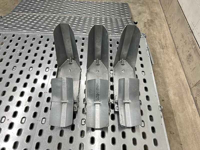 Vezeko Motovan D 27+Box Motorradanhänger