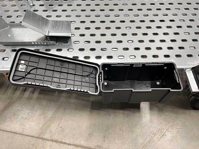 Vezeko Motovan D 27+Box Motorradanhänger