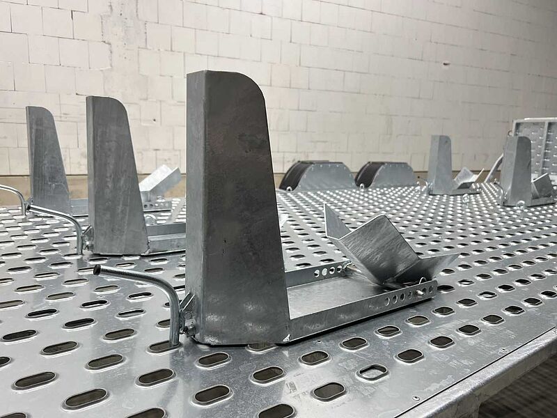 Vezeko Motovan D 27+Box Motorradanhänger