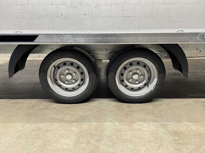 GT Plateau 450/2 S 3,5T Plattformanhänger