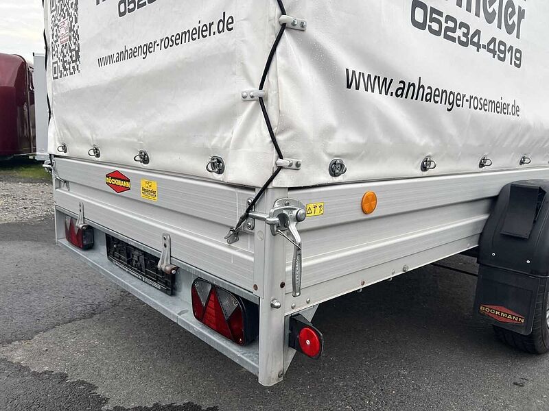 Böckmann TL-AL 3015/135 Plane weiß Kastenanhänger gebrems