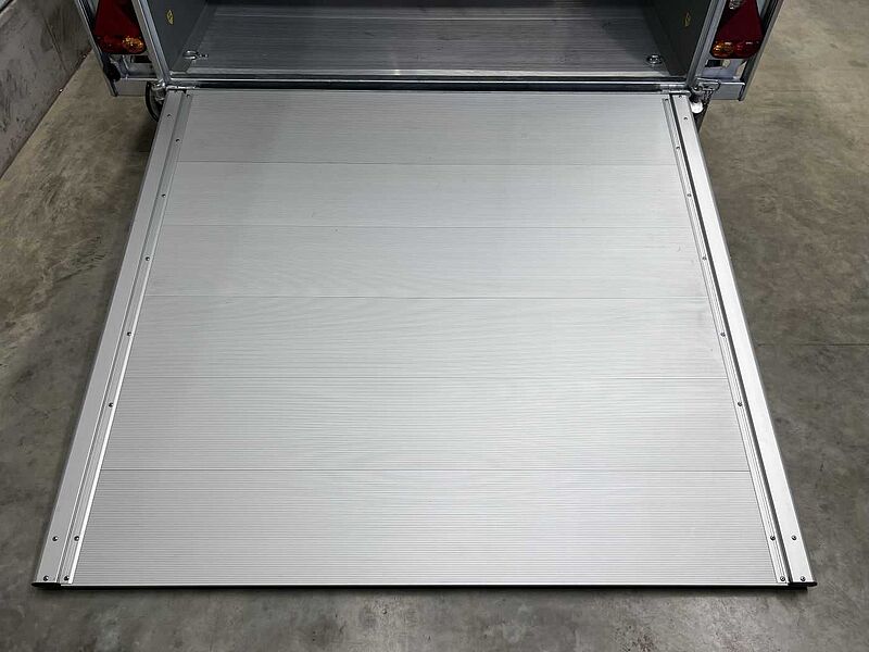 Cheval Liberte Debon C400 Roadster ALF Kofferanhänger