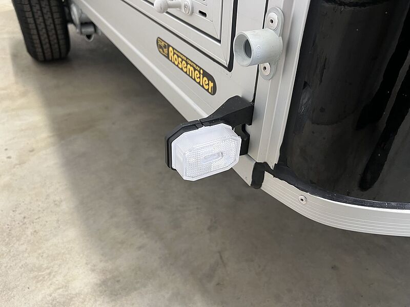 Cheval Liberte Debon C400 Roadster ALF Kofferanhänger