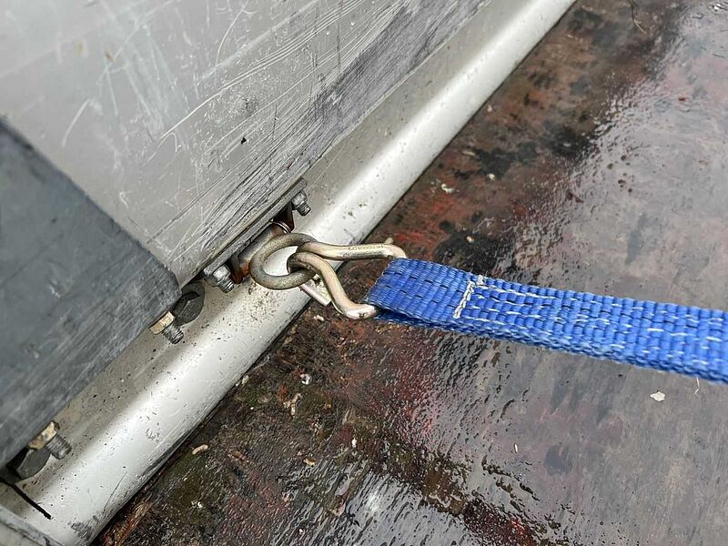 Unsinn K 1325 Gitter Kastenanhänger gebremst