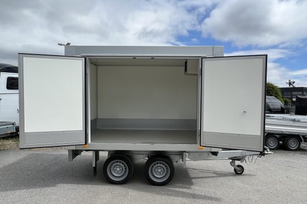 WM MEYER AZKHLN 2526/151 Seitenlader Tiefkühlanhänger