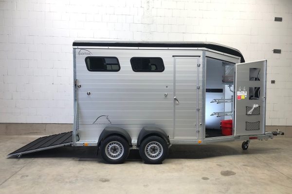 Böckmann Portax L SR Zw-Tür Video Pferdeanhänger