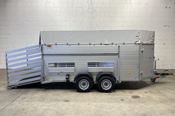 Böckmann VA 4520/35 Plane Viehanhänger