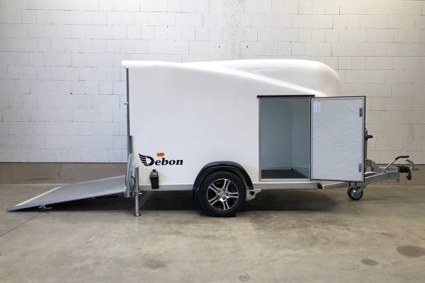 Cheval Liberte Debon Cargo 1300.02+Tür Alu-Felgen Kofferanhänger