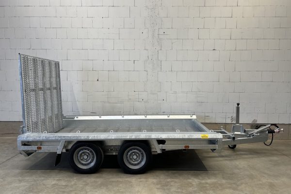 Hulco Terrax-2 3000.294x150 Maschinentransporter