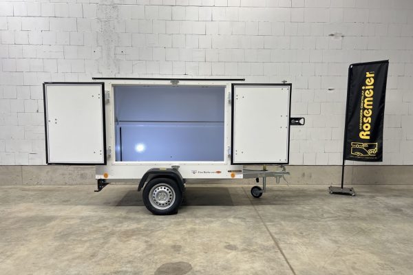 TPV Trailers KT-EU2 Doppelflügeltür seitl. Verkaufsanhänger