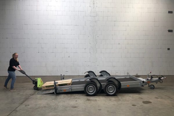 Vezeko Husky FB 35.35 E-Pumpe Maschinentransporter