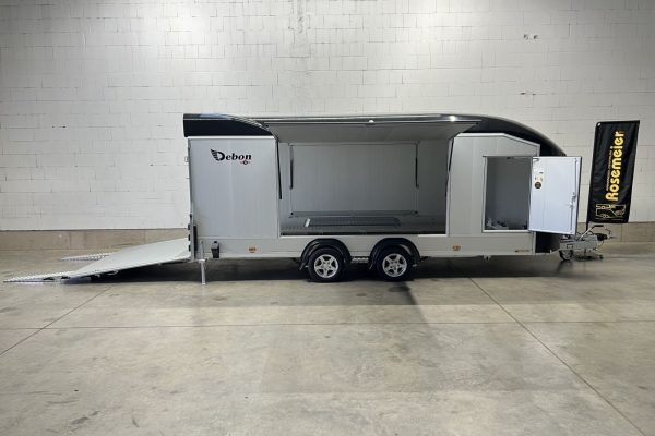 Cheval Liberte Debon C2000 Roadster ALF Autotransporter geschlossen