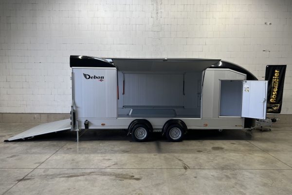 Cheval Liberte Debon C2000 Roadster Autotransporter geschlossen